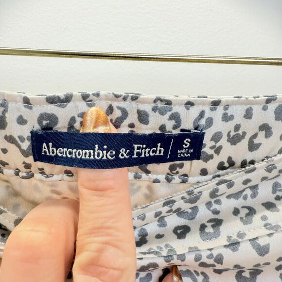 Abercrombie & Fitch Leopard Cheetah Animal
Print Midi Skirt size S 💝 - Picture 8 of 8